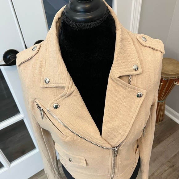Blank NYC Cream 100% cotton Moto Jacket Asymmetrical Zipper size M EUC - Picture 8 of 16